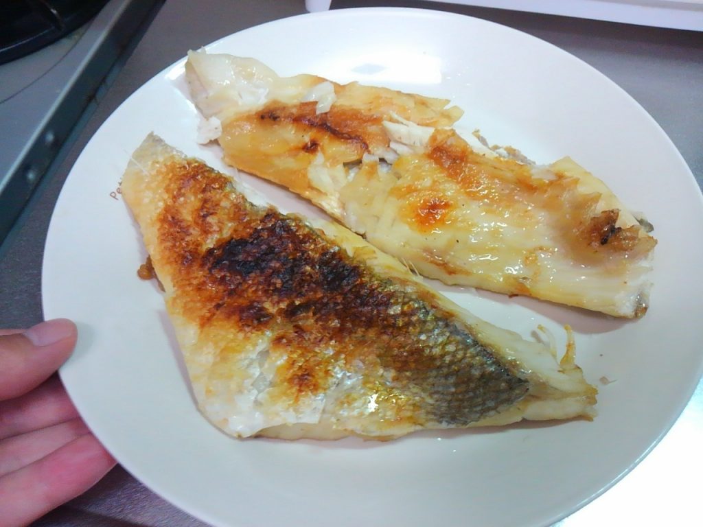 シーバス美味しい 塩焼き 刺身 フライにアラ汁 シーバス美味しい 塩焼き 刺身 フライにアラ汁